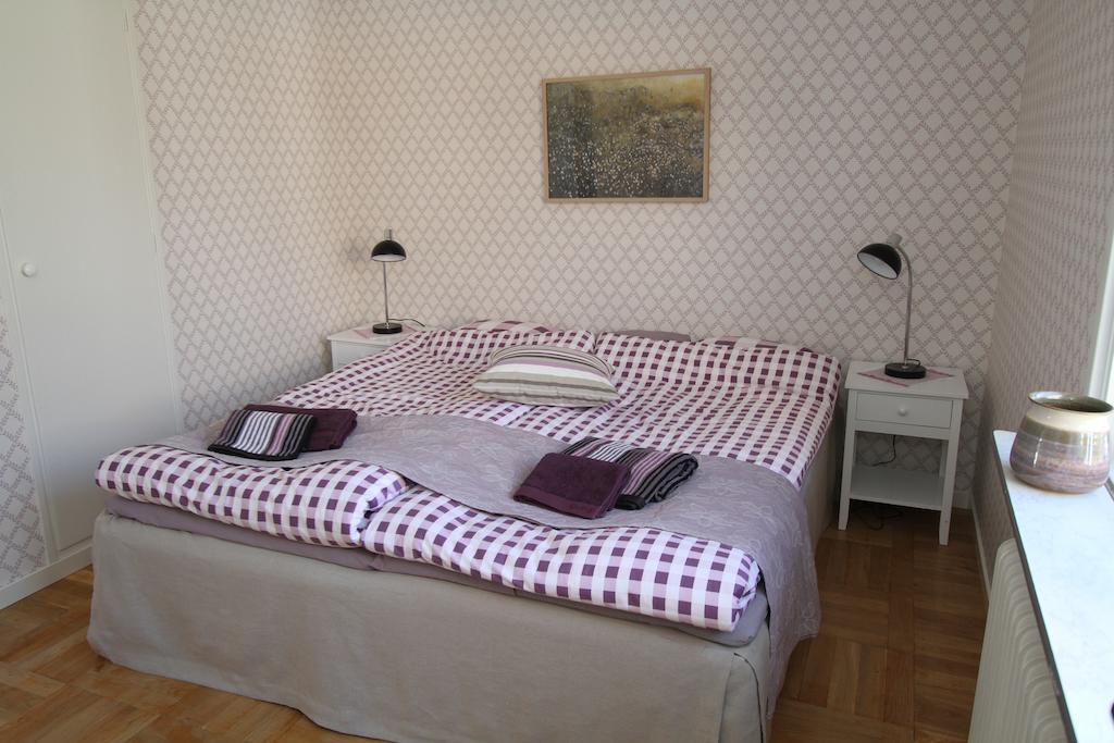 Welche sind die besten Hotels in der Nähe von Sandgrund Lars Lerin? Karlstad Zimmer foto